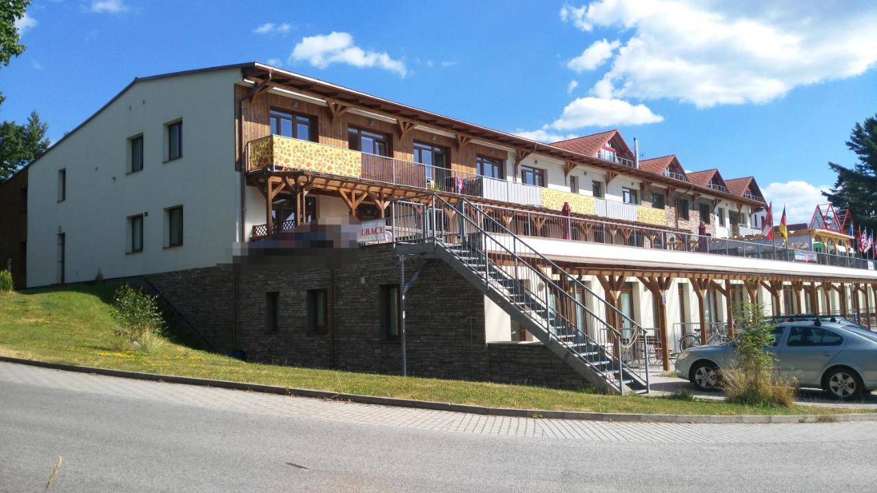 Apartman Leo Nr. 8 Lipno Nad Vltavou Exterior photo
